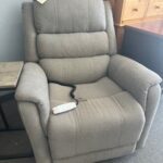 electric lift recliner