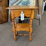 antique stand