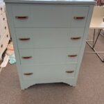 4 drawer chest