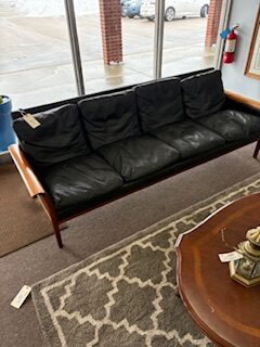 Vatne Mobler MCM Couch