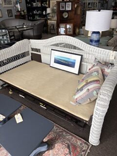 wicker daybed